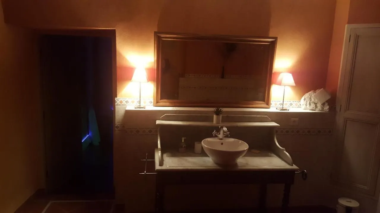 Frühstückspension Chambre Boheme Avec Balneo Miramont-D'astarac Frankreich